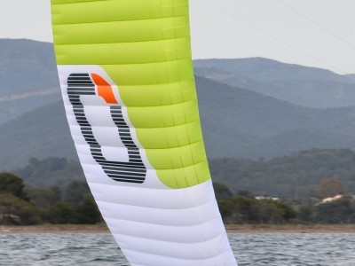 Ozone R1 V5 2024 Kitesurfing Review