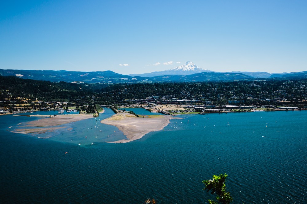 Kitesurfing in Hood River | Holidays and Travel Guides » Americas » USA ...